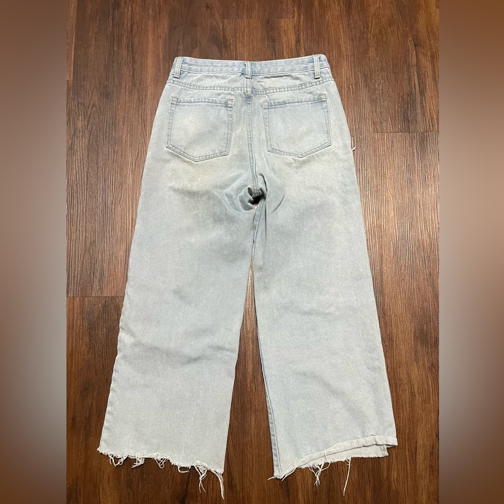 Skinny Fries Super High Rise Skater Fit Distressed Jeans - Picture 10 of 11